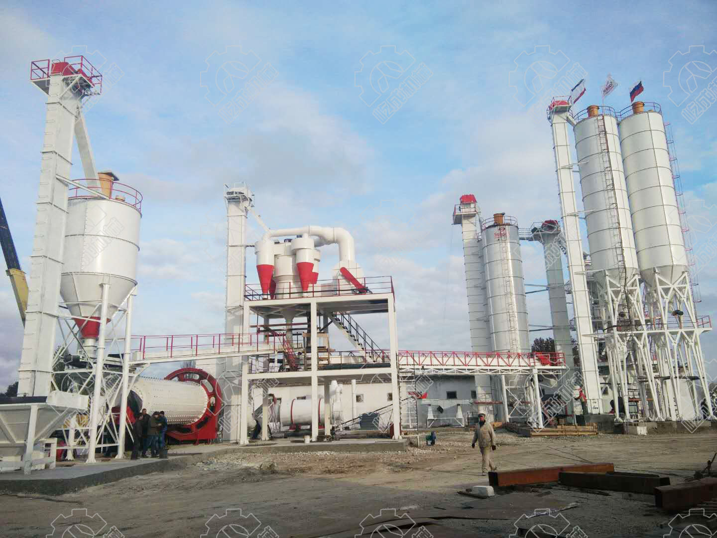 俄羅斯全套干混砂漿生產線現(xiàn)場案例展示